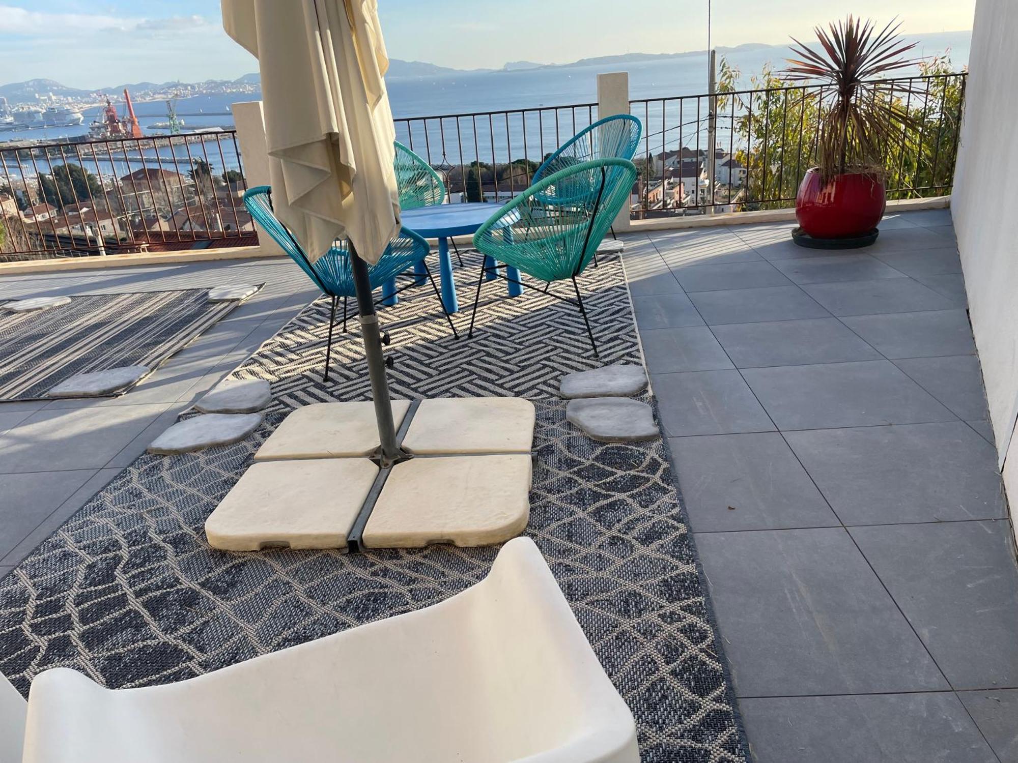 Superbe Terrasse Avec Vue Panoramique Sur La Mer Marseille Extérieur photo